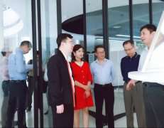 广东省工业和信息化局莅临泉州戈伟环保科技研发有限公司调研制造业创新中心建设情况 